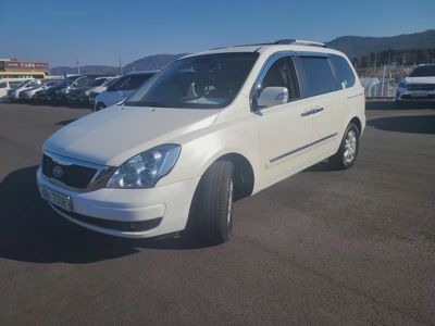 Kia Carnival 2012