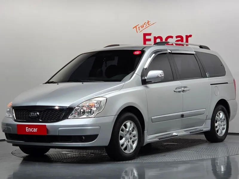 Kia Carnival 2012