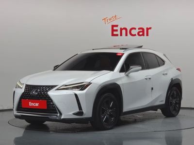 Lexus UX 2019