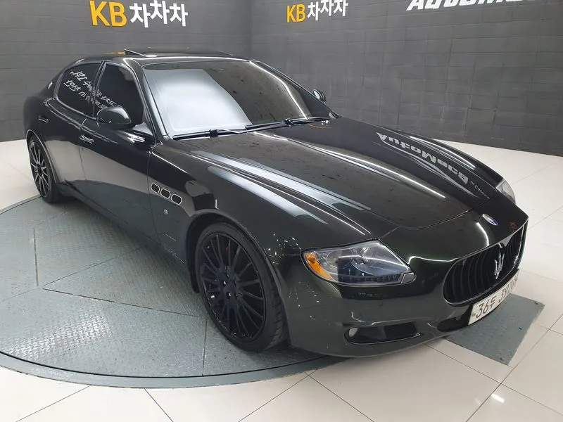 Maserati Quattroporte 2011