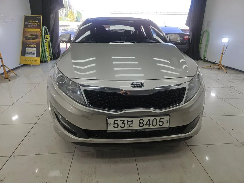 Kia K5 2010