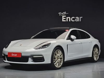 Porsche Panamera 2020