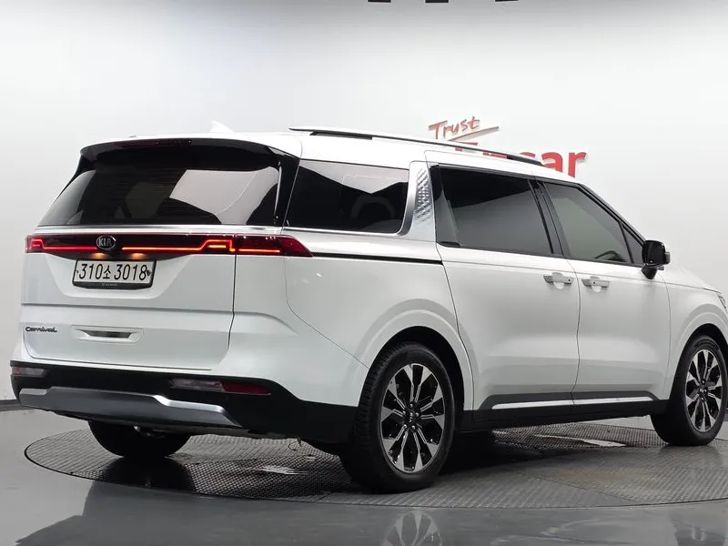 Kia Carnival 2021