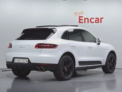Porsche Macan 2016