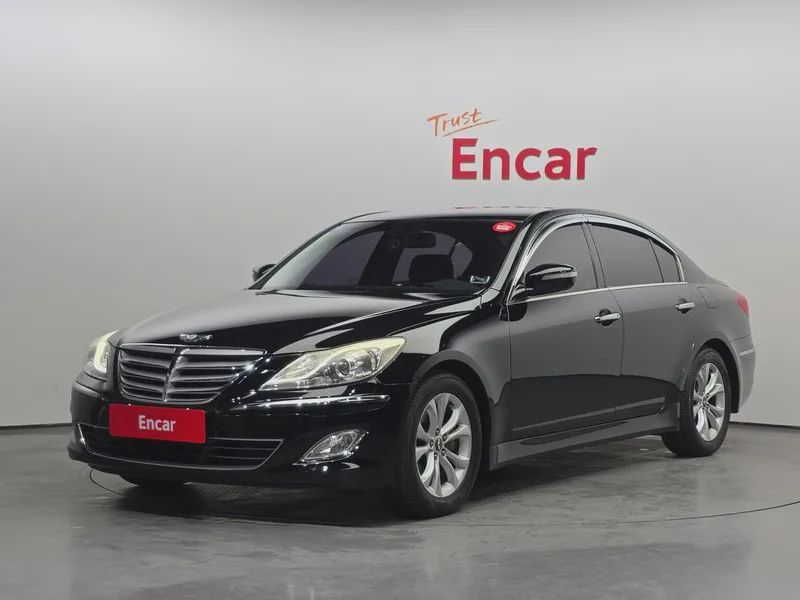 Hyundai Genesis 2012