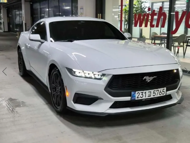 Ford Mustang 2024